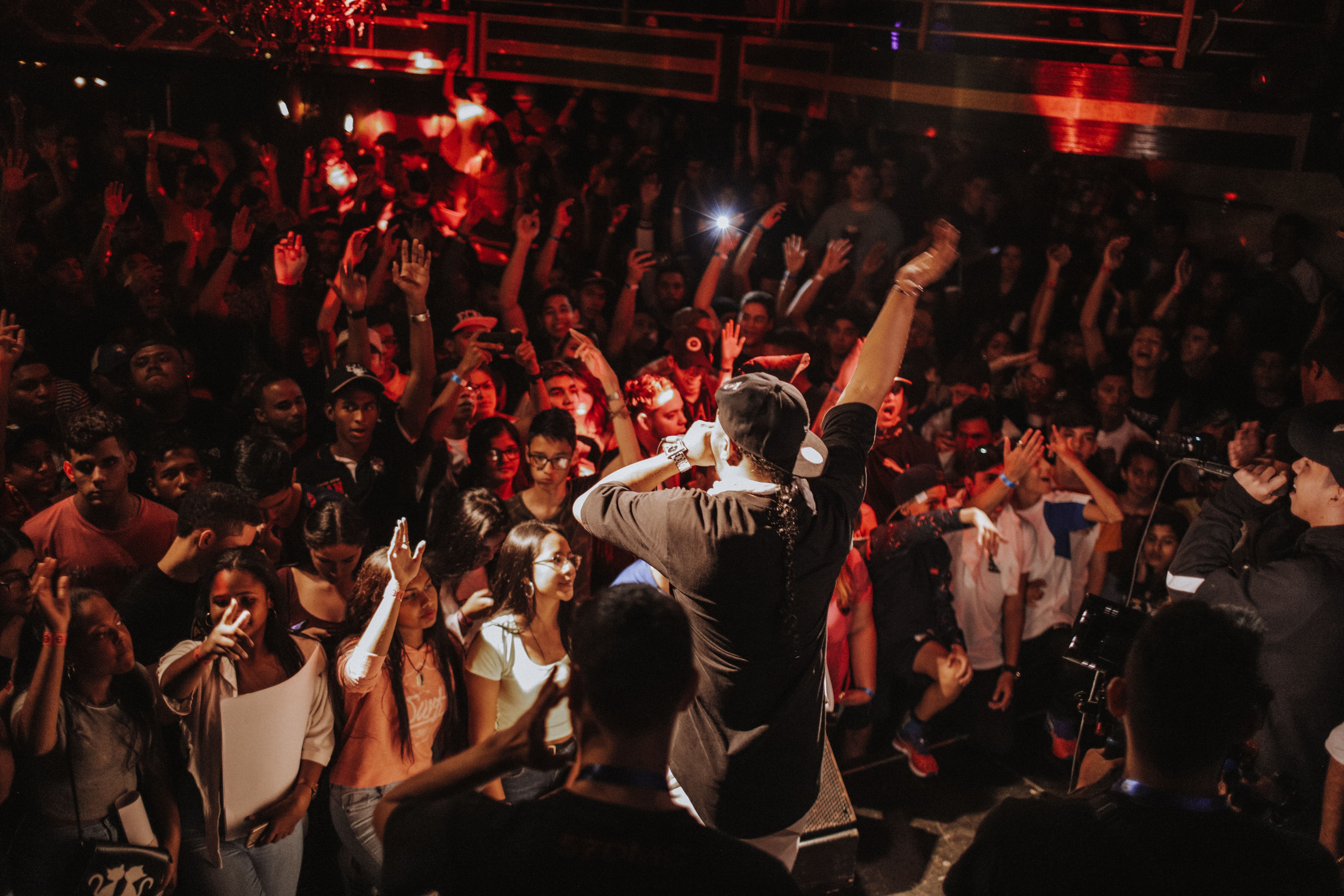 Hire Singers & Artists for Events in India | Create Experiences with Aruva
