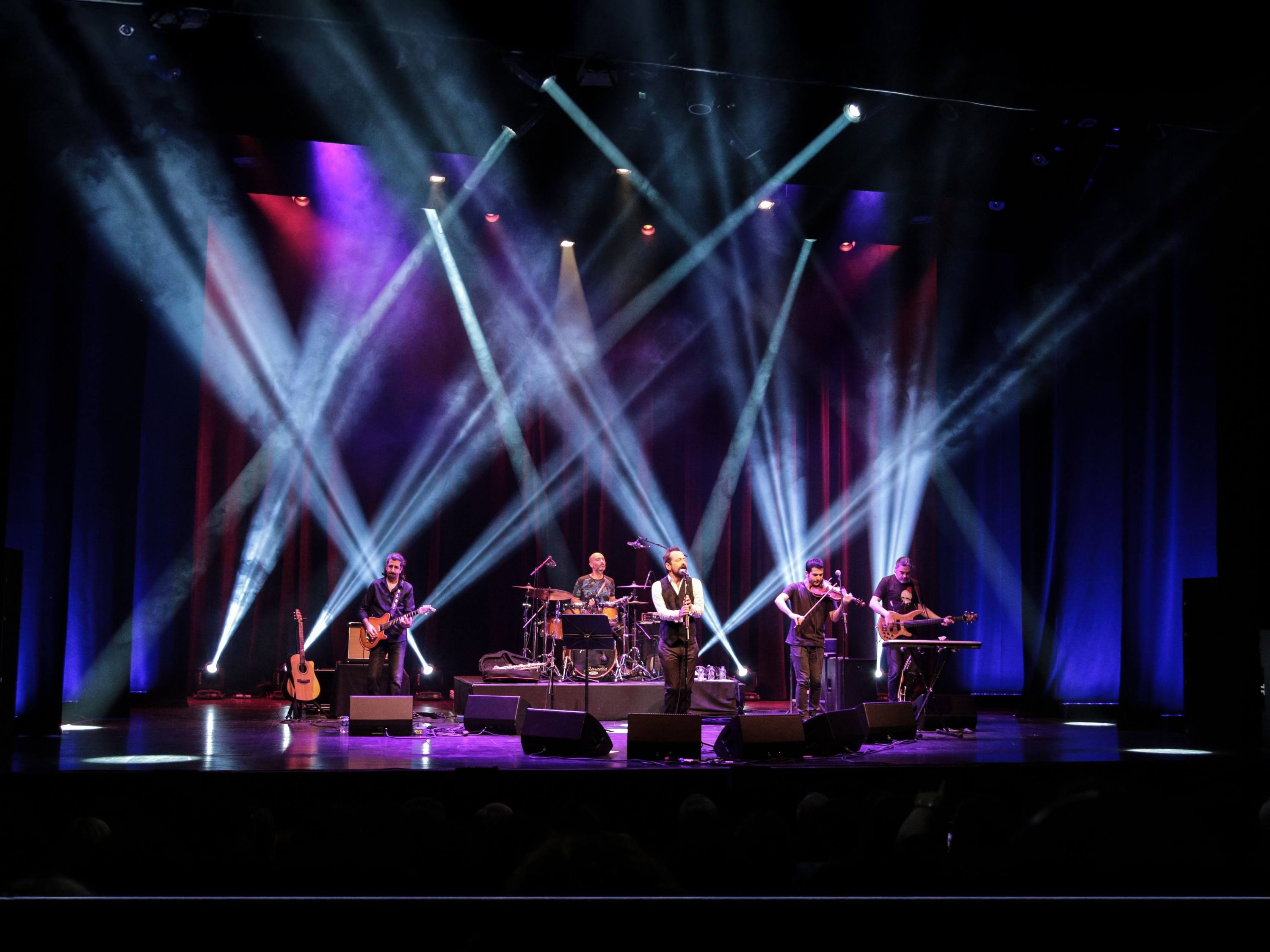 Live Band
